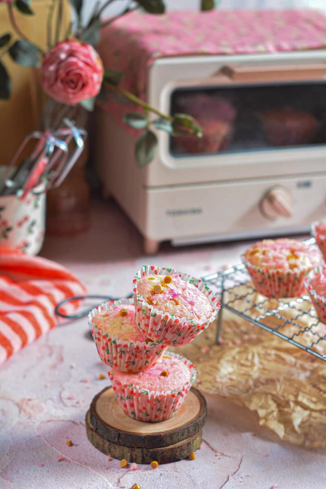 Pink cupcakes